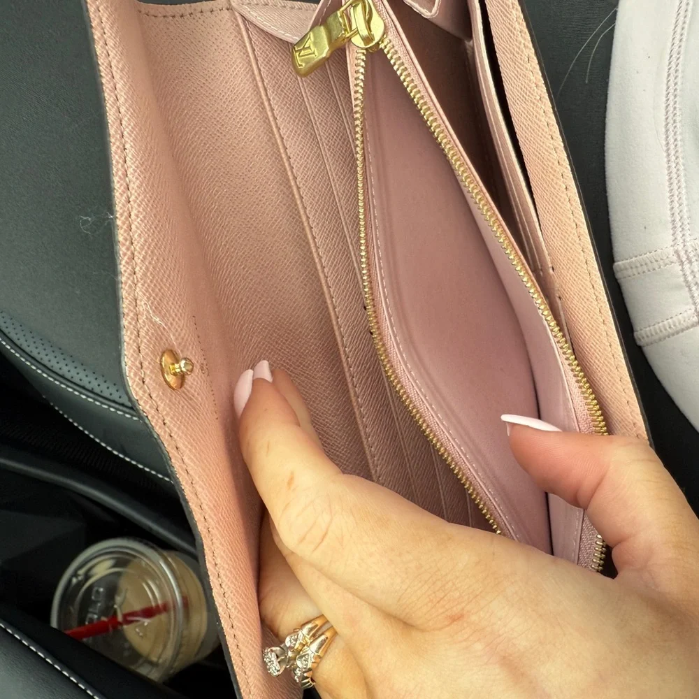 Louis Vuitton Brown Monogram Clutch - Picture 10 of 14